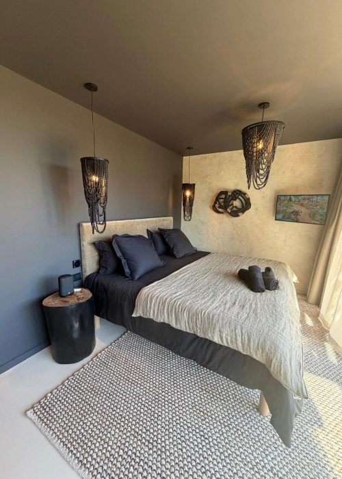 Evasion Habitat - Architecture d'intérieur porto-vecchio - projet quartz - domaine de cala rossa - chambre noire