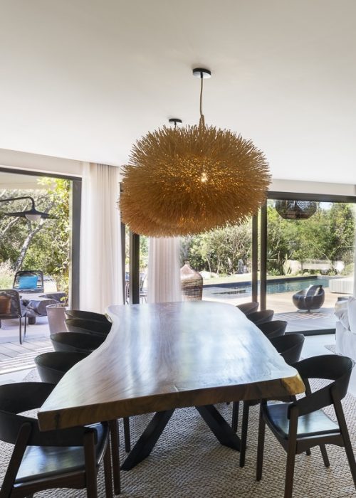 Evasion habitat - architecture et decoration d'interieur - projet quartz - table séjour